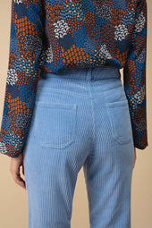 Pantalon Idéaliste en velours Bleu Croisière - Soi Paris