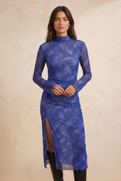 Robe Alluria Bois Dormant sur Olivia, mannequin taille 36 #taille Olivia porte une taille 36